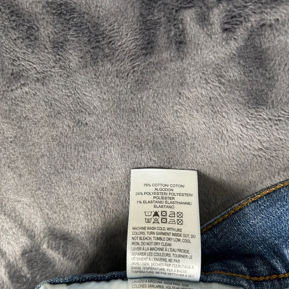 Lucky Brand 221 Straight Jeans Mens 38x30 Blue Medium Wash Denim 3271
